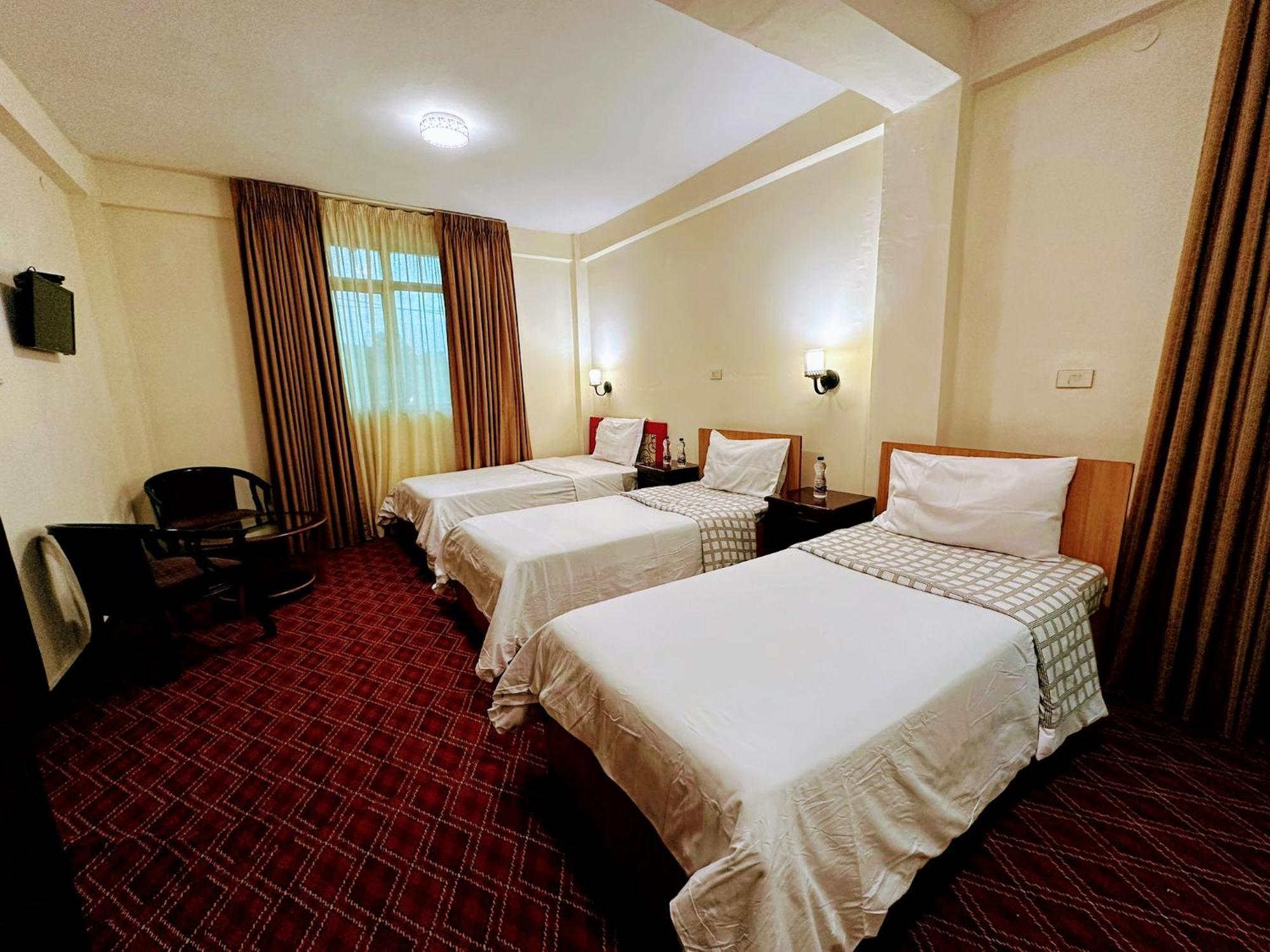 Keba Guest Inn Addis Abeba Buitenkant foto